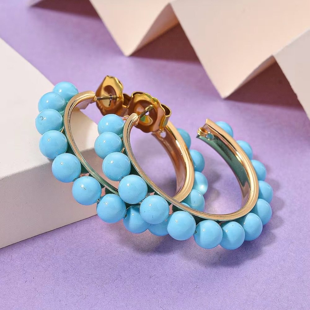 Sleeping Beauty Color Shell Pearl Hoop Earrings in Goldtone
